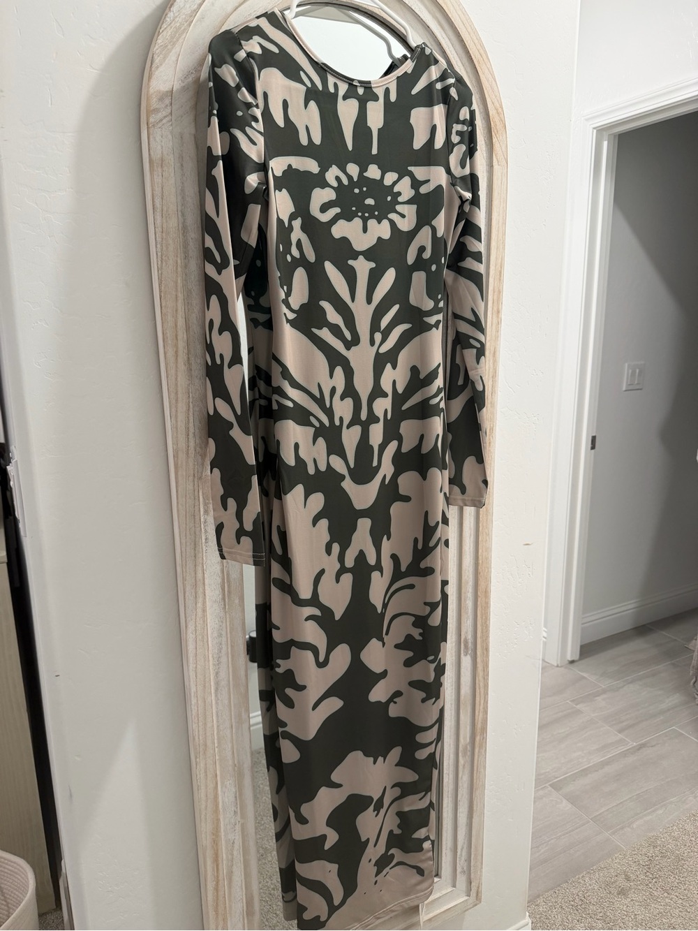 Long Sleeve Maxi Dress in Olive Green and Taupe